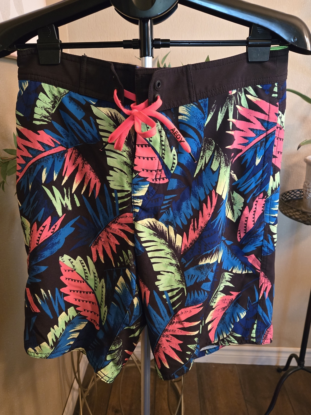 American Eagle Men's Black Tropical Print Swim Trunks with Neon Drawcord